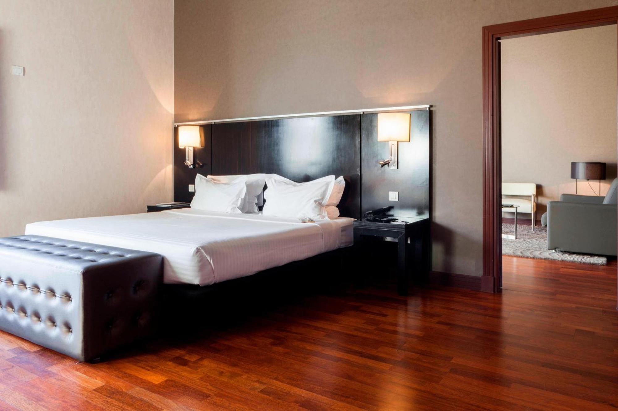 Ac Hotel Palacio De Santa Ana By Marriott Valladolid Bagian luar foto