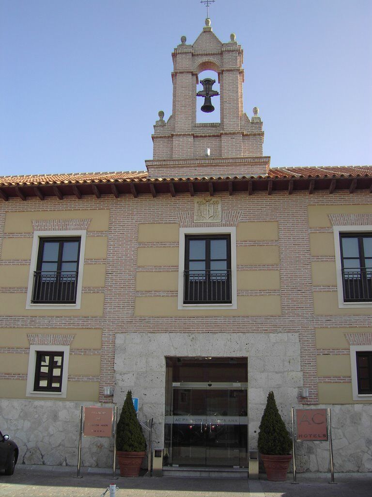 Ac Hotel Palacio De Santa Ana By Marriott Valladolid Bagian luar foto The University of Osuna